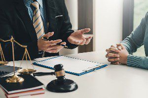 claim vs lawsuit differences